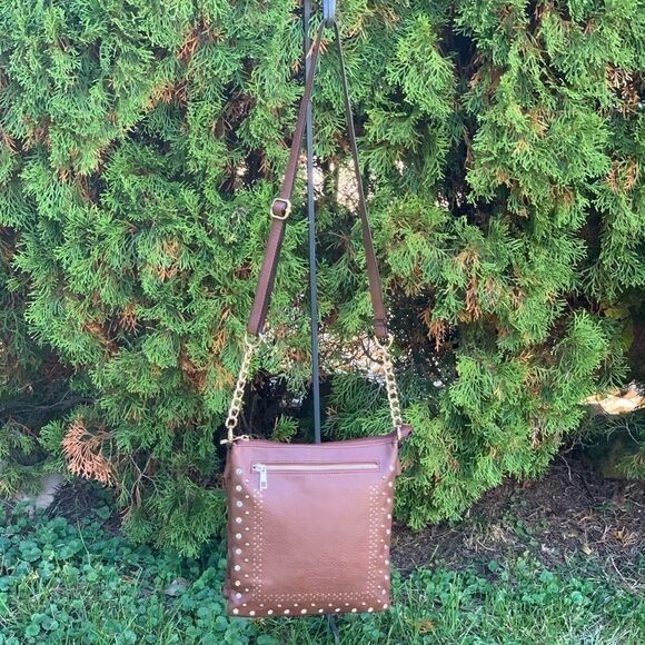 LIGHT BROWN PEBBLED FINISH, FAUX CRYSTAL & BRASS - Picture 2 of 13